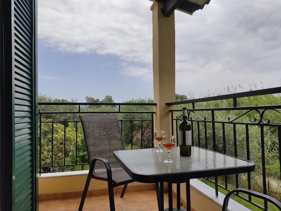 Oliveland Apartments Kávos المظهر الخارجي الصورة